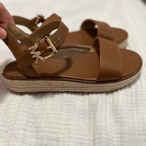 NWOT. Michael kors sandals.